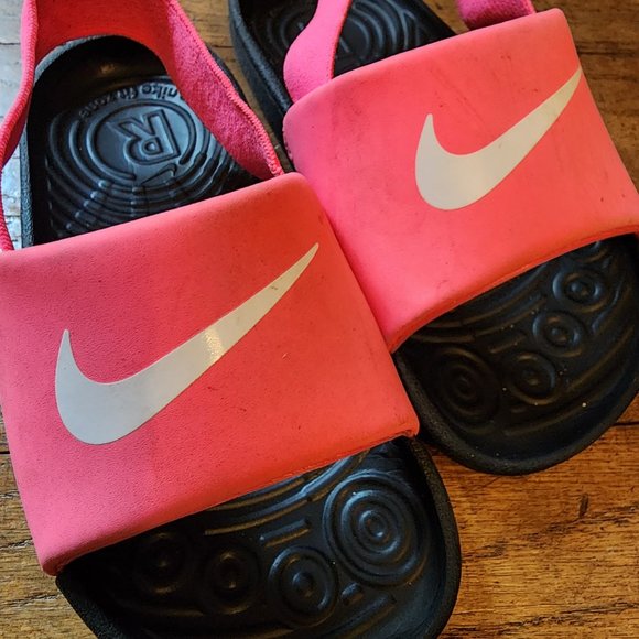 nike little girl sandals